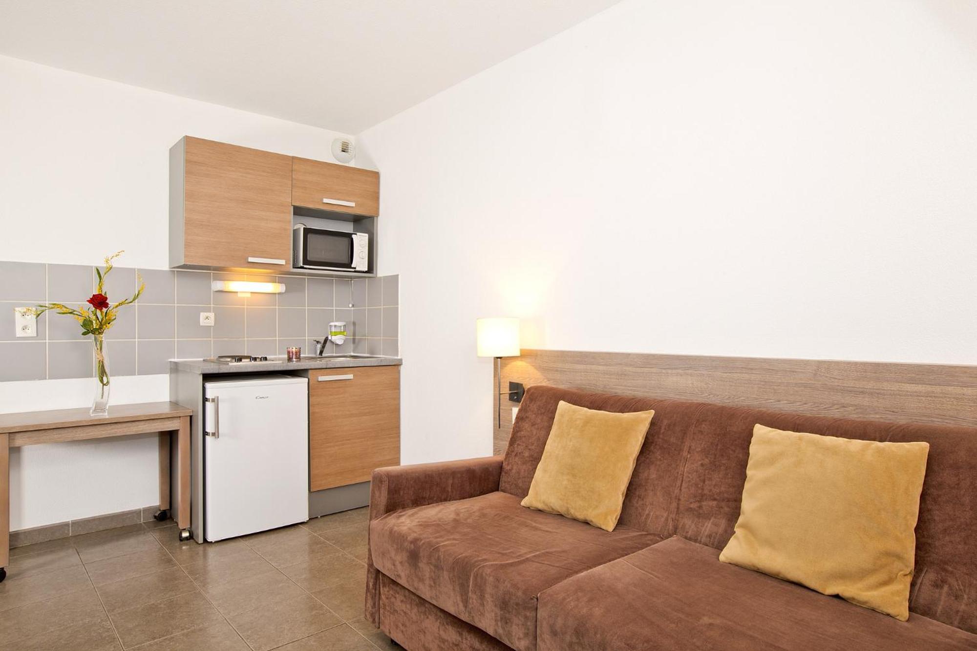 Apparthotel Séjours&Affaires Manosque Exterior foto